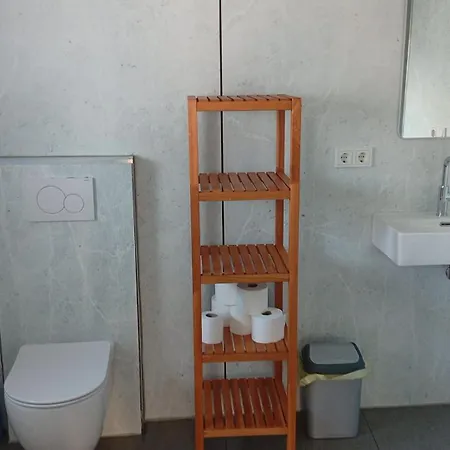 Zentrum 2 * Wallduern